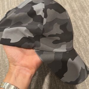 Lululemon camo athletic hat